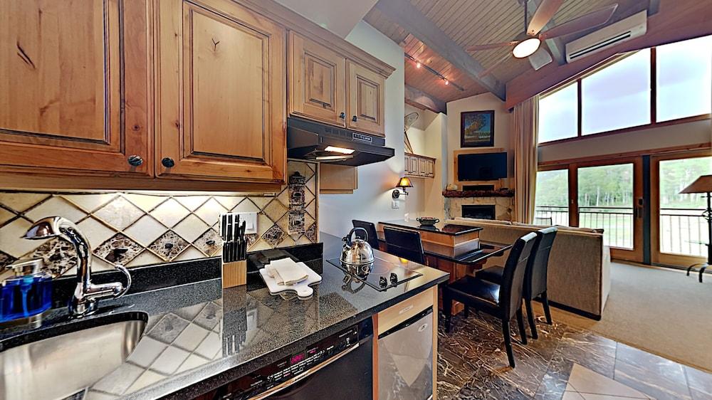 The Timberline Condominiums photo 96