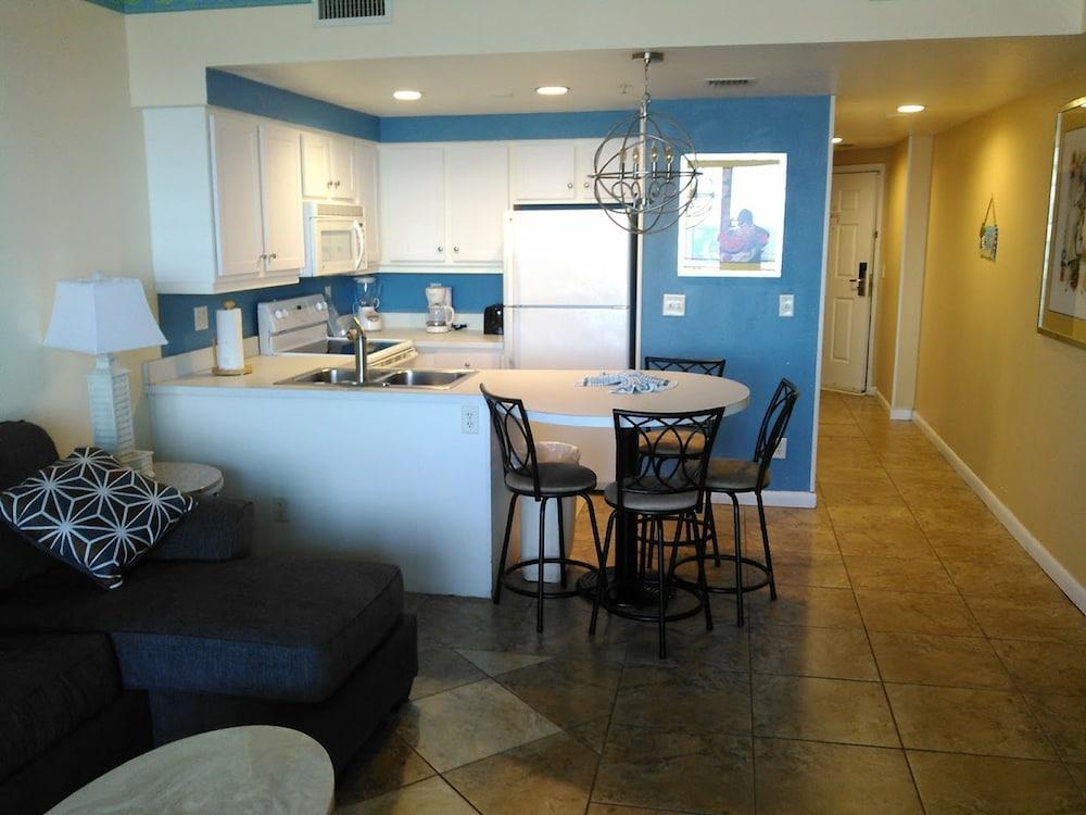 Ocean Walk Resort photo 71