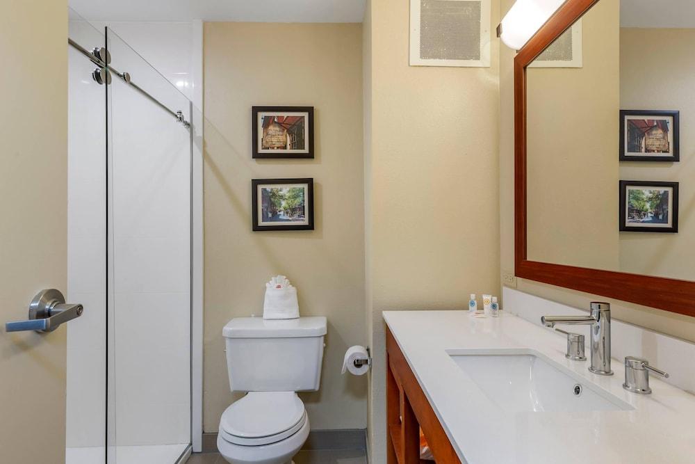 Comfort Inn Danvers - Boston North Shore photo 37