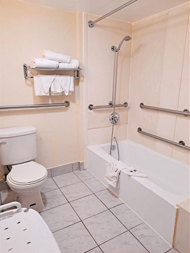 Motel 6 Catonsville, MD – Baltimore West photo 20
