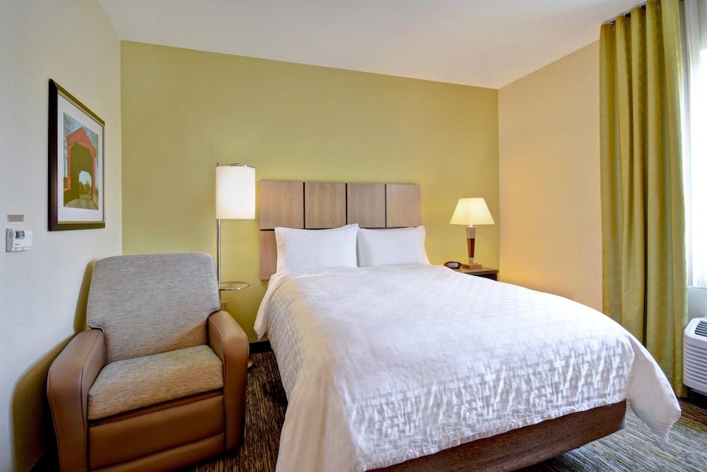 Candlewood Suites St. Clairsville by IHG photo 9
