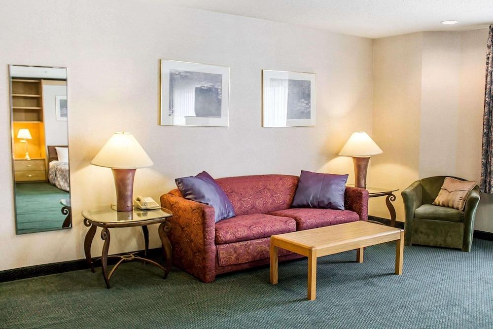 Rodeway Inn Abbotsford photo 16