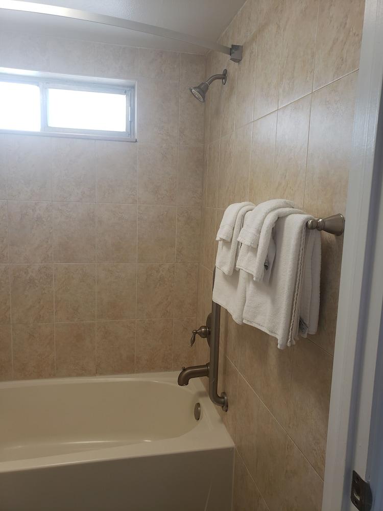 The Maverick Resort photo 43