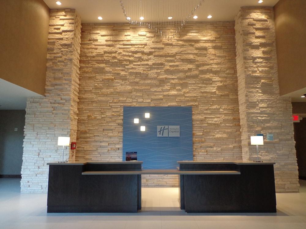 Holiday Inn Express Frisco Legacy Park Area by IHG photo 21