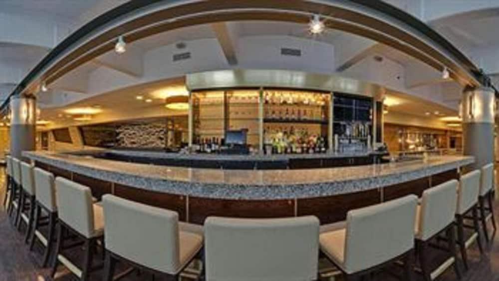 Crowne Plaza Chicago Ohare Hotel & Conf Ctr by IHG photo 25