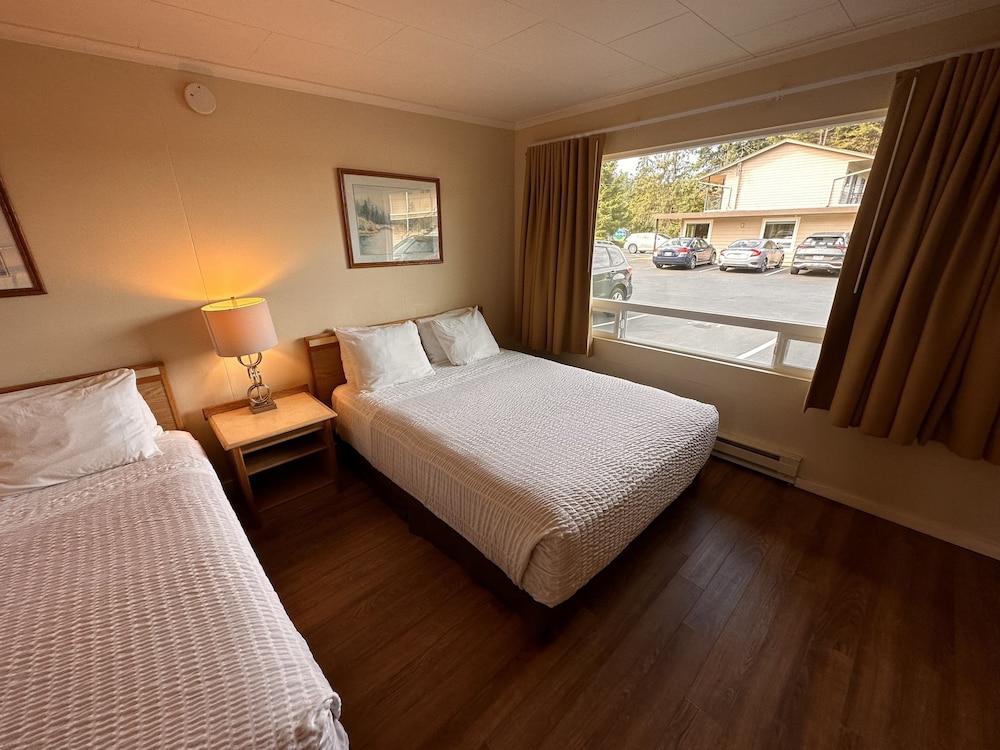 Astoria Crest Motel photo 64