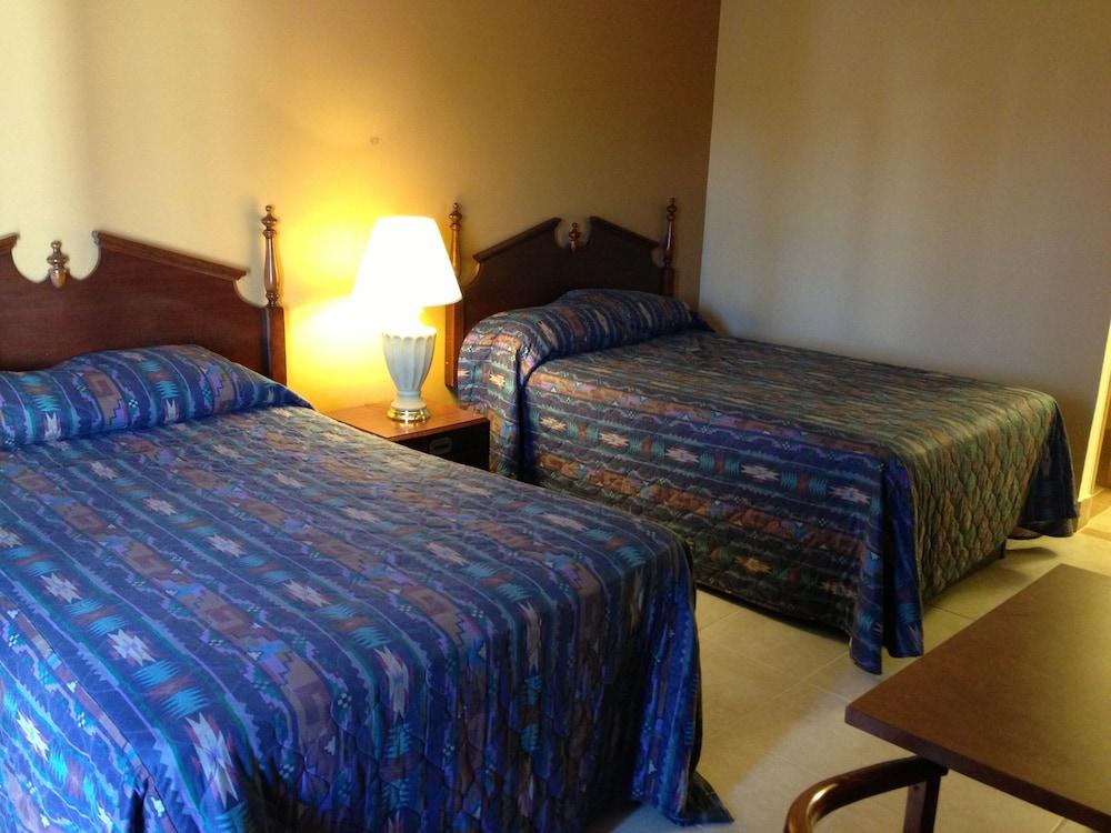 Cloud 9 Inn photo 37