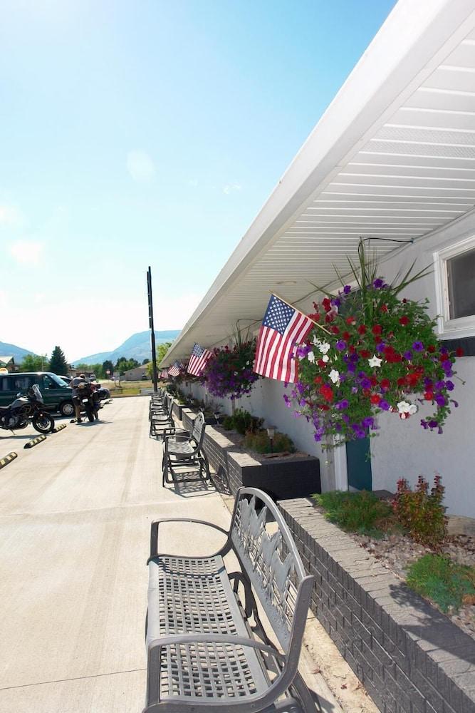 Carter Mountain Motel photo 31