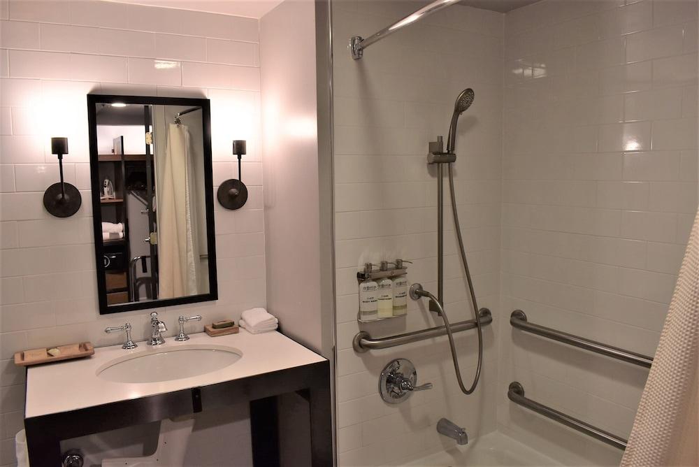 Chaminade Resort & Spa photo 43