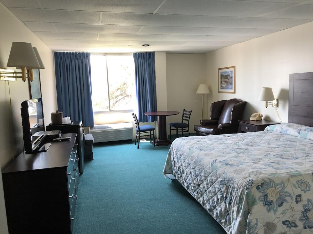 Belmar Motor Lodge photo 6