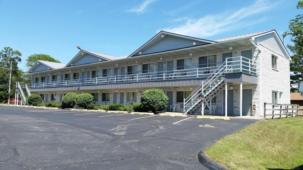 Surfside Motel photo 7