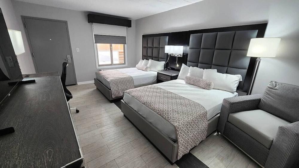 SOHO Suites Atlantic City Beach Block photo 9