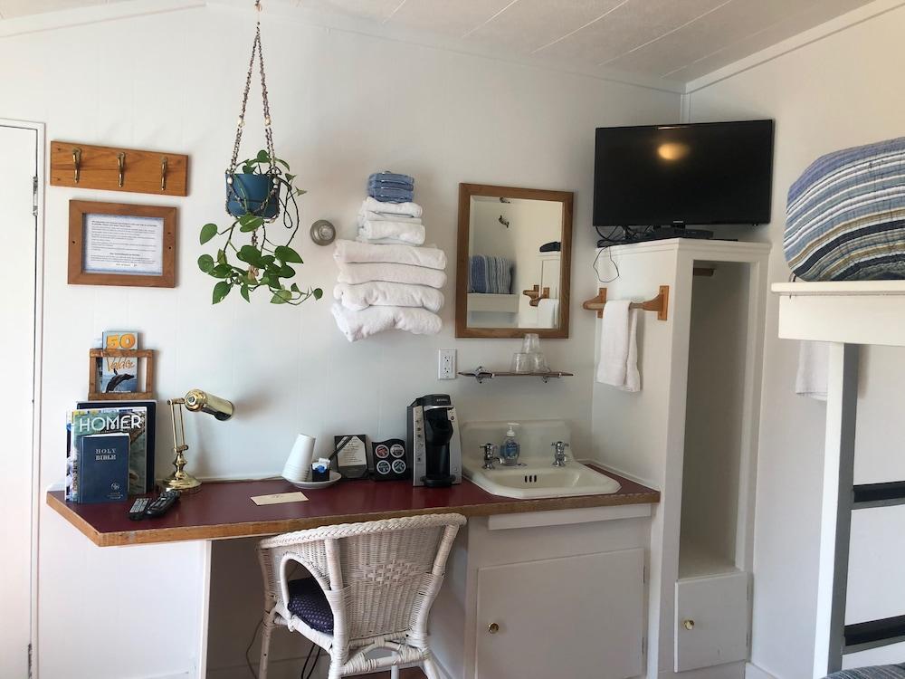 Driftwood Inn and Seaside Lodges photo 25