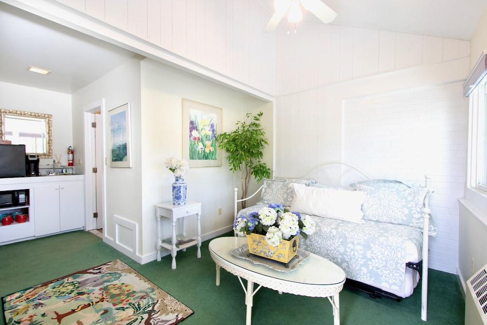 Wilburton Inn photo 63