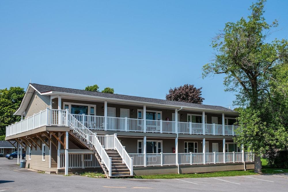 Capt.'s Inn & Suites — hotel in Alexandria Bay