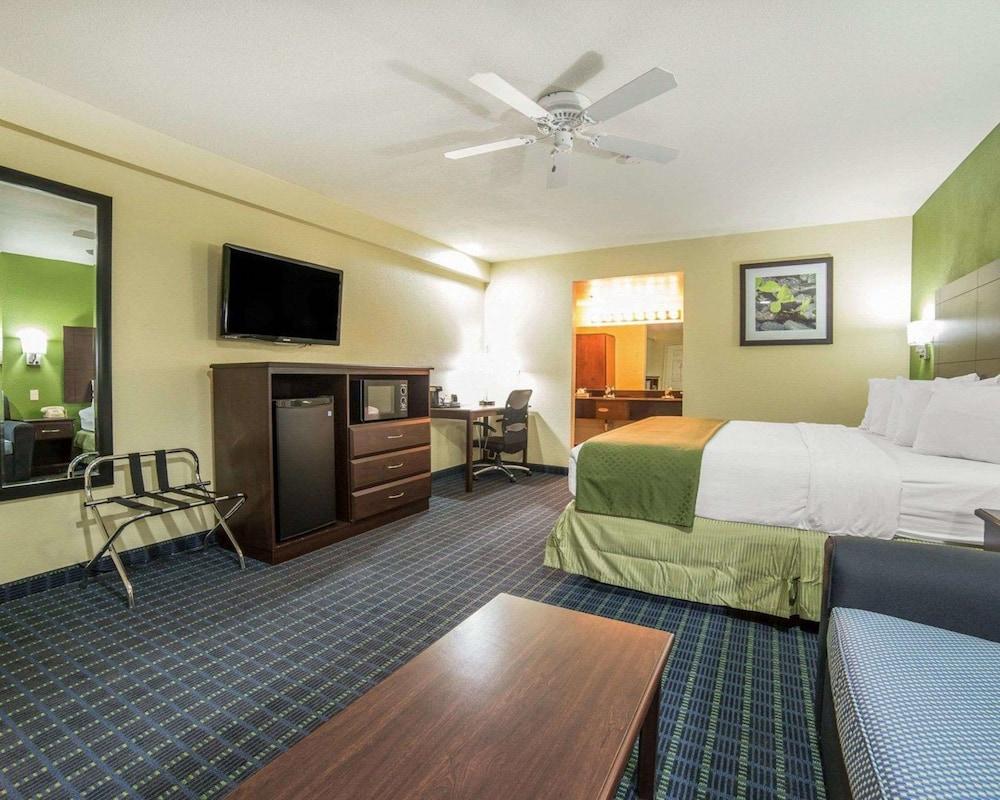 Quality Inn Needles photo 10