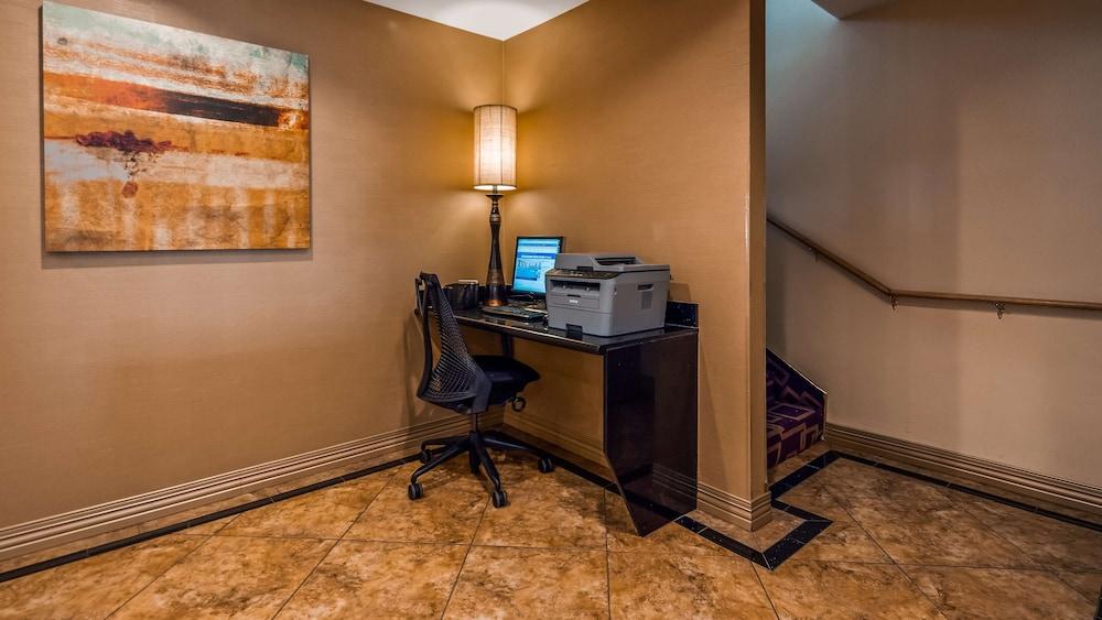 Best Western J. C. Inn photo 10