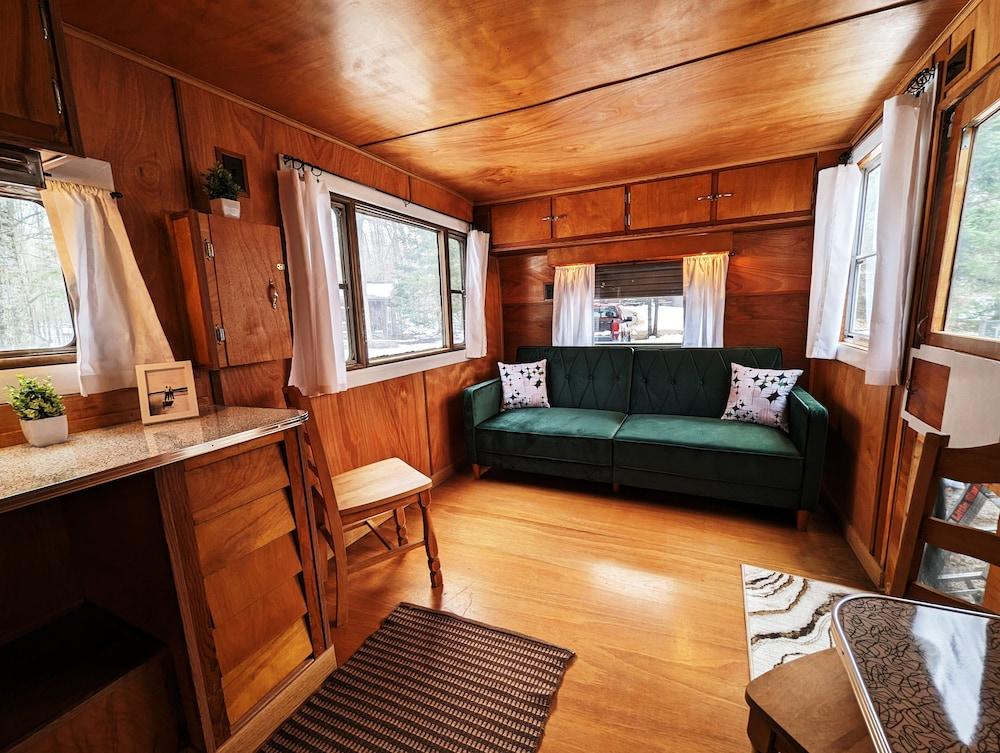 POV Lake Resort & Glamping Campground photo 97