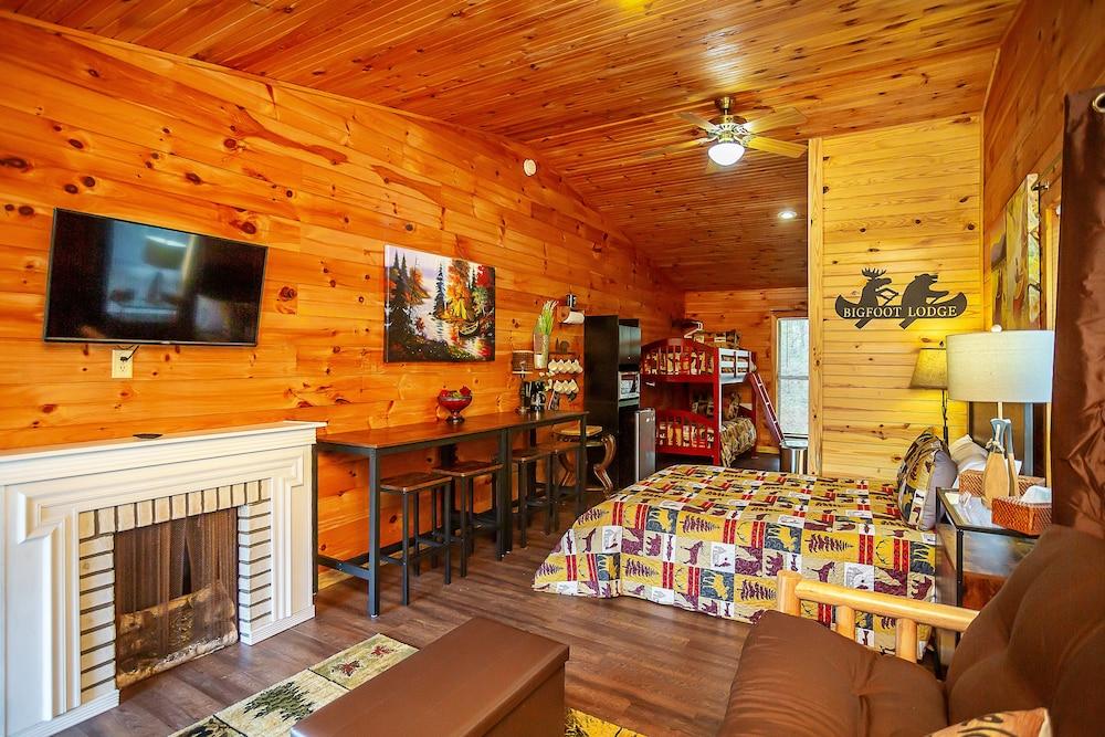 Bigfoot Lodge Room Four photo 14