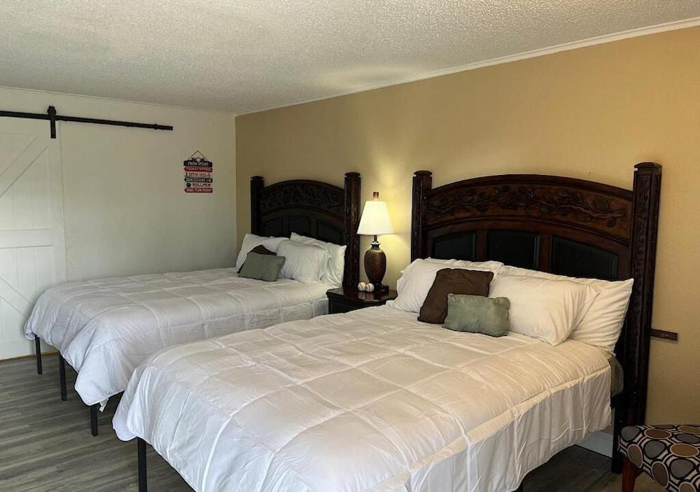 Ball Parks Inn photo 3