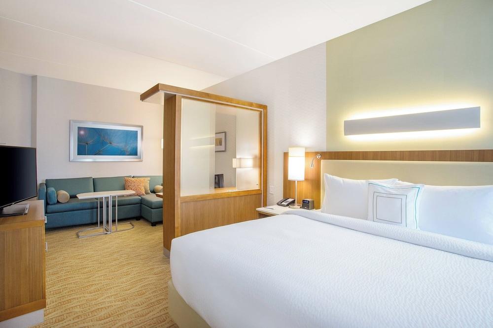 Springhill Suites Mount Laurel photo 20
