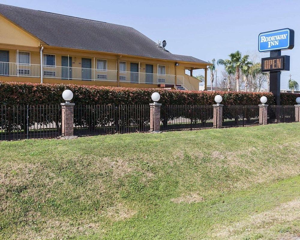 Rodeway Inn South Houston photo 27