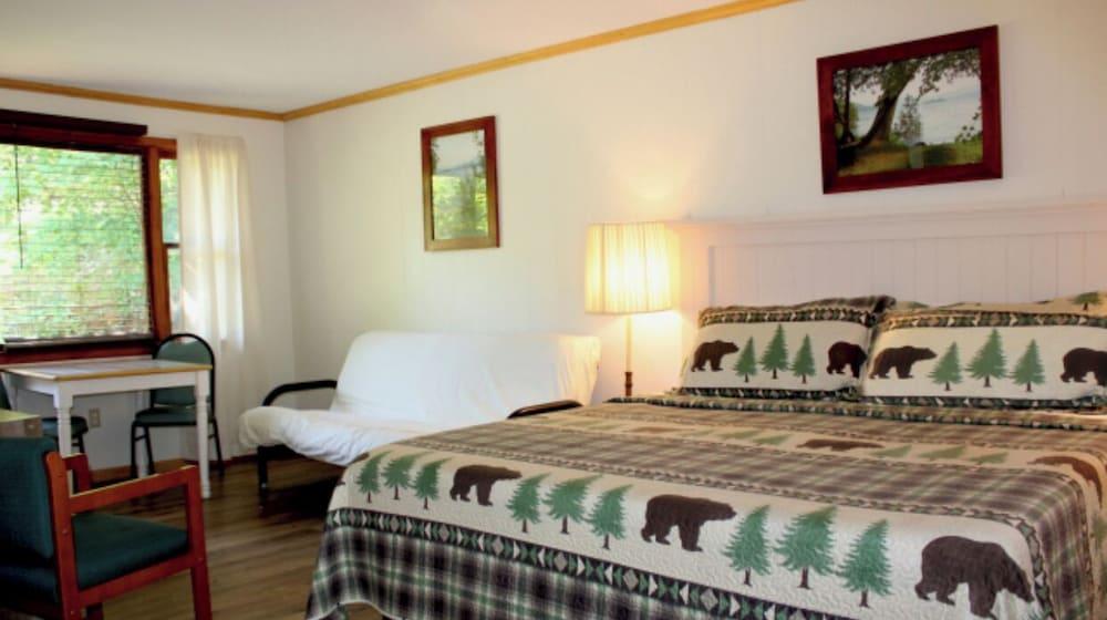 Luzerne Court Motel photo 7
