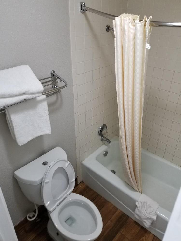 Hill Country Inn Marble Falls photo 9