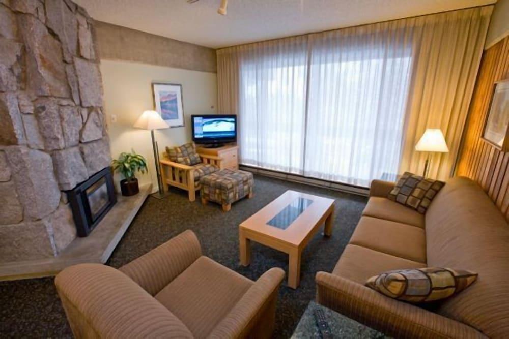 Lodge at Snowbird photo 12