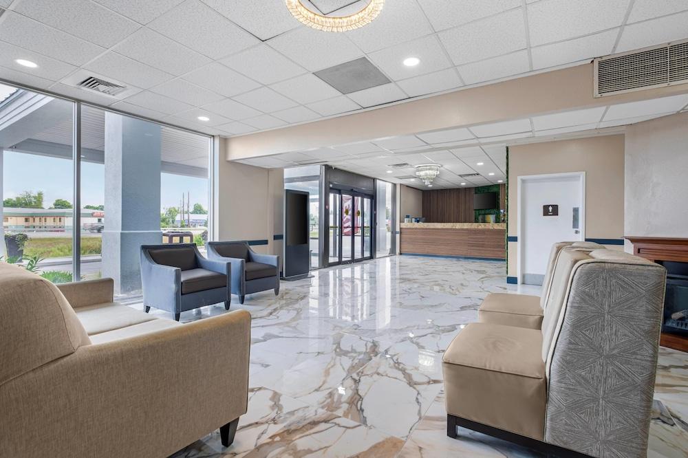 Baymont by Wyndham Richmond KY photo 13