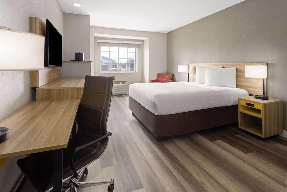Days Inn By Wyndham Jackson Downtown photo 12