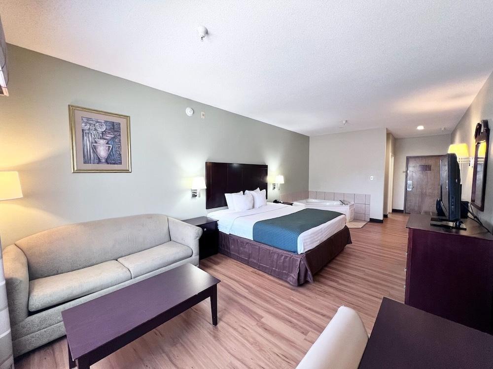 Americas Best Value Inn Wiggins photo 24