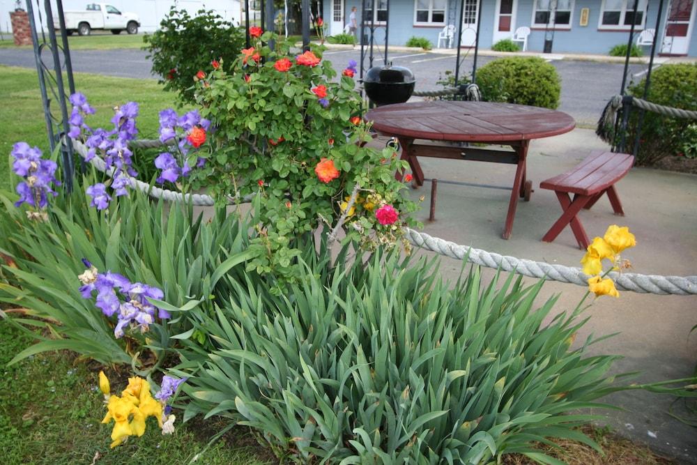 Mariners Motel photo 6