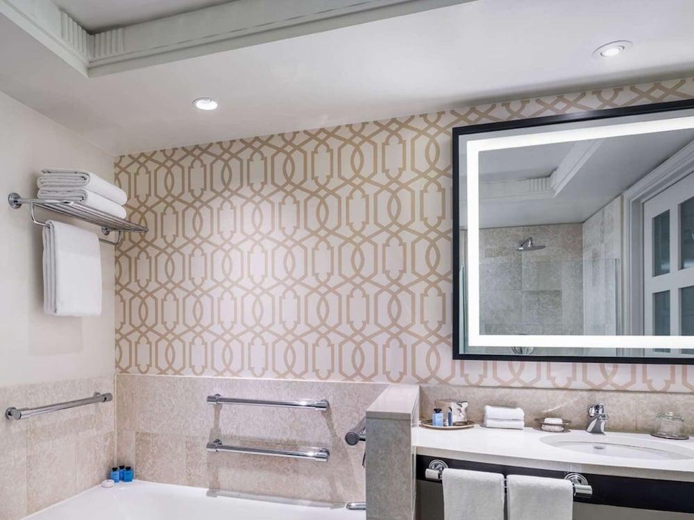 Sofitel Washington DC Lafayette Square photo 41