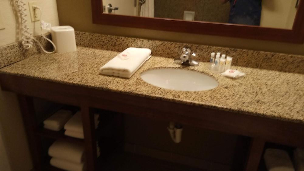 Sunsera Boutique Suites photo 16