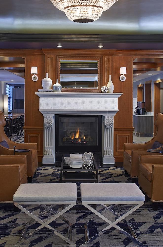 Residence Inn Minneapolis Downtown at The Depot by Marriott photo 34