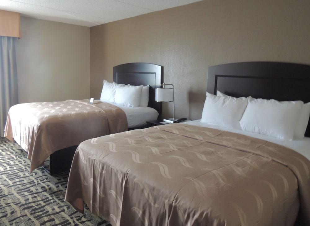 Quality Inn Rochester West photo 16