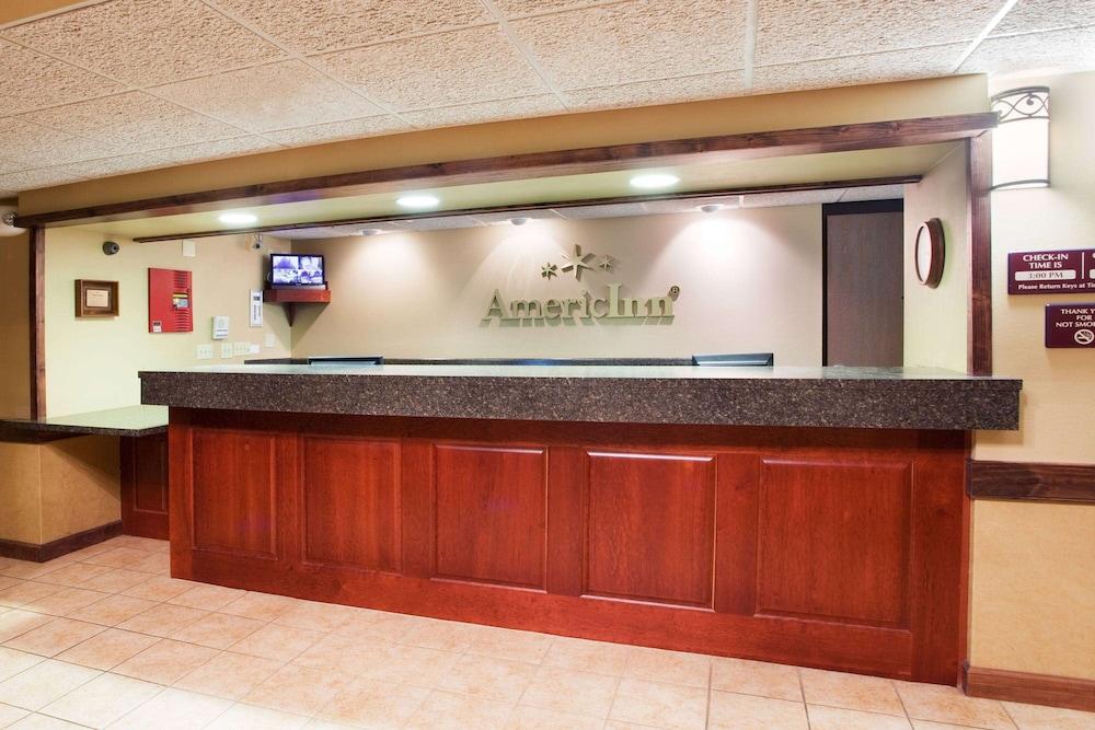 University Inn photo 4