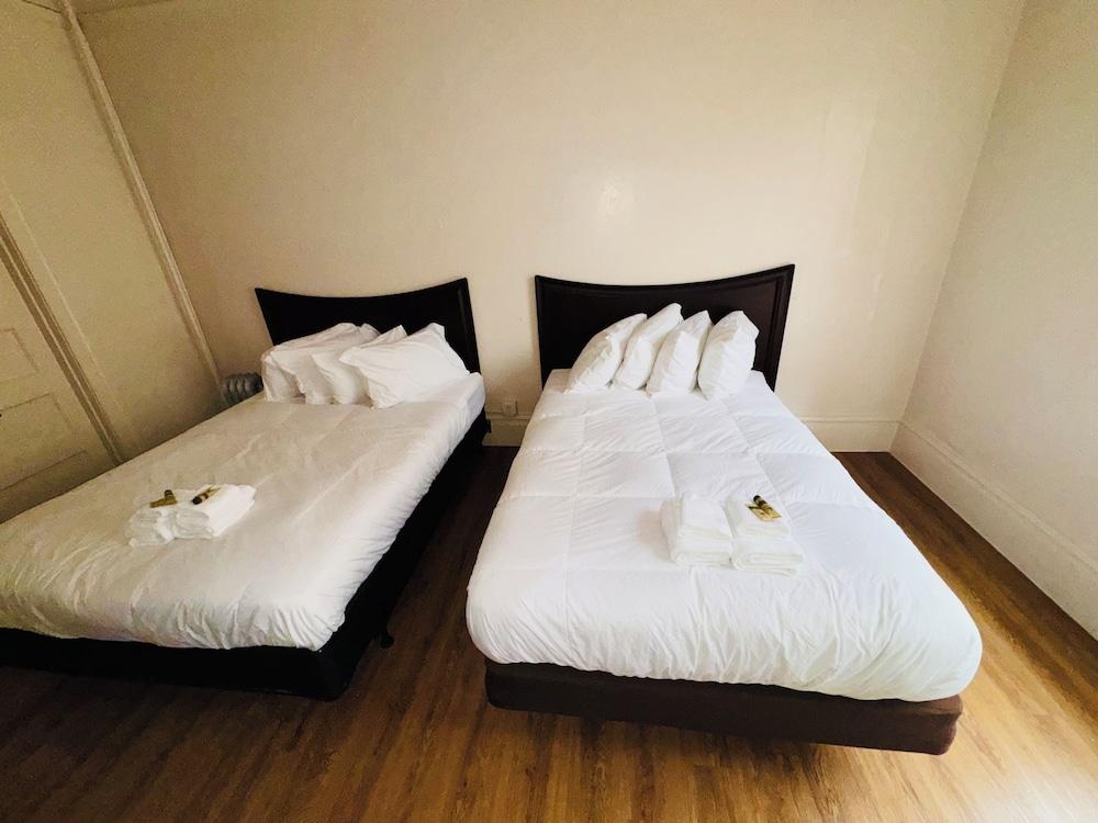 Riviera hotel photo 16