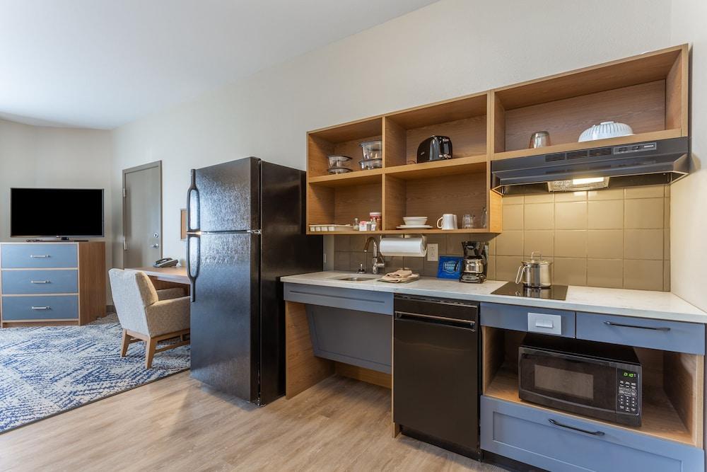 Candlewood Suites O Fallon by IHG photo 5