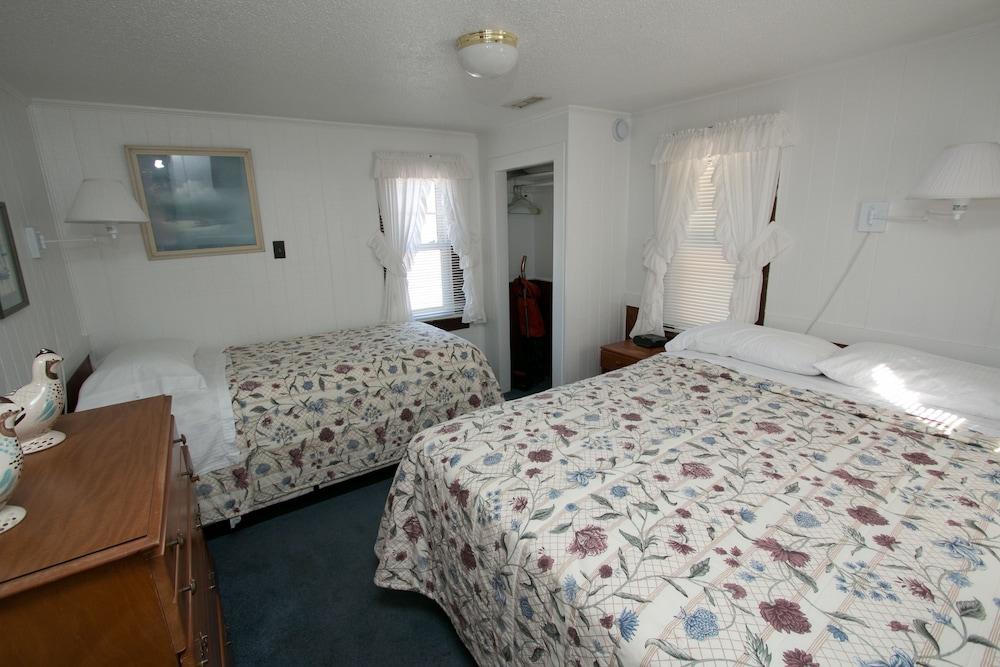 Outer Banks Motel - Village Accommodations photo 95