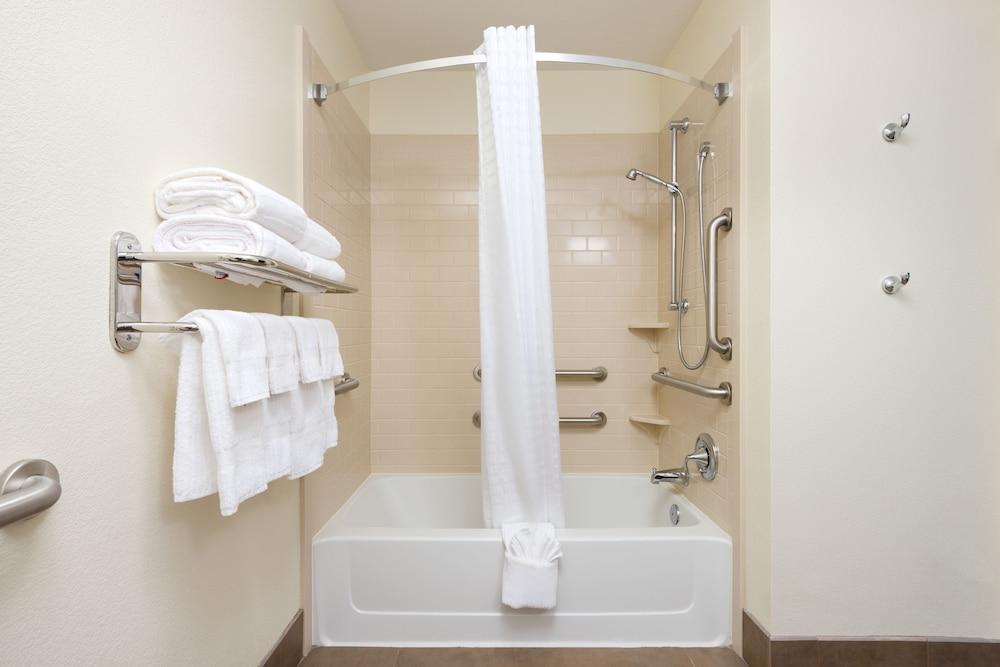 Candlewood Suites Columbia East by IHG photo 23
