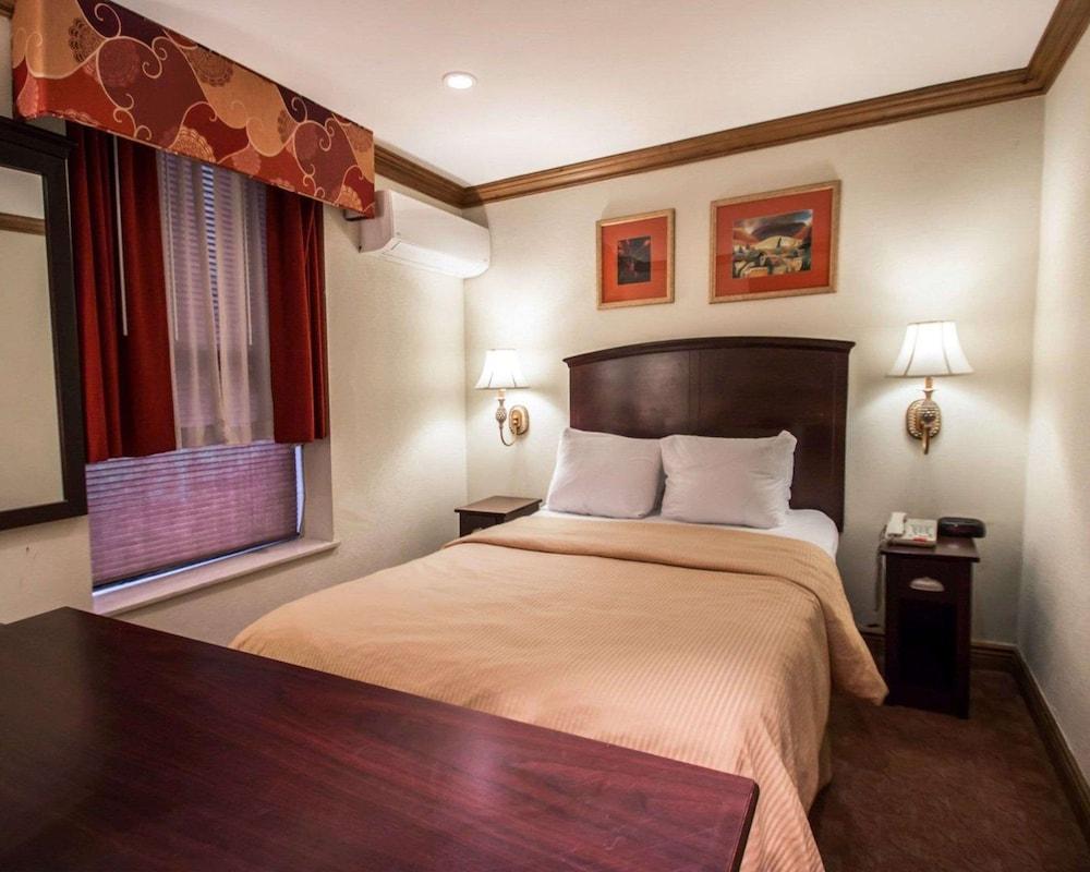 Clarion Hotel Park Avenue photo 13
