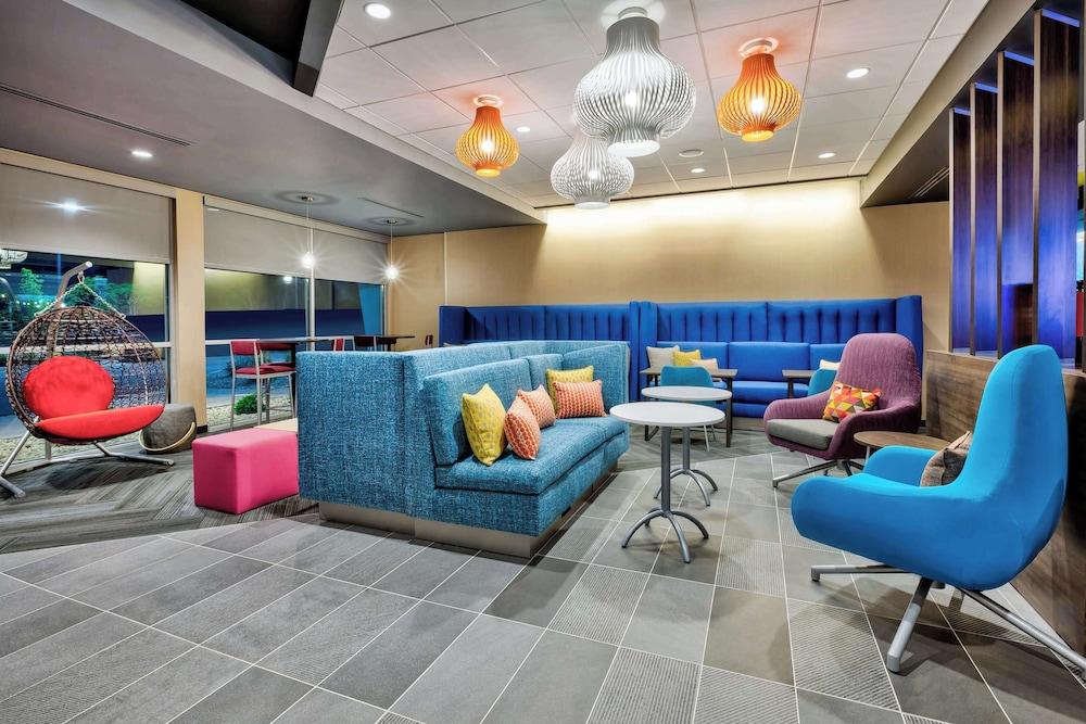 Tru By Hilton Comstock Park Grand Rapids photo 9
