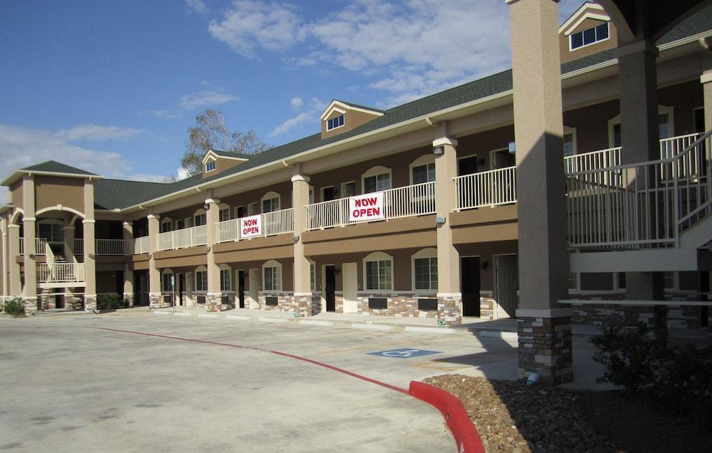 Highlands Suites photo 14