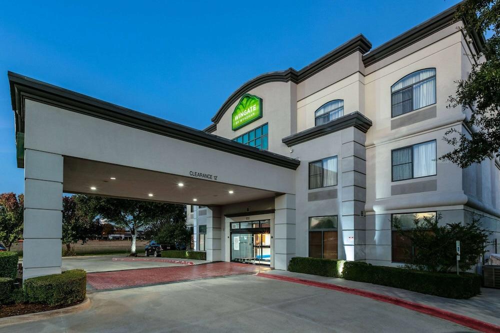 Wingate by Wyndham DFW / North Irving photo 11