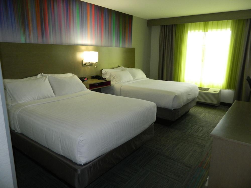 Holiday Inn Express & Suites Shippensburg by IHG photo 12