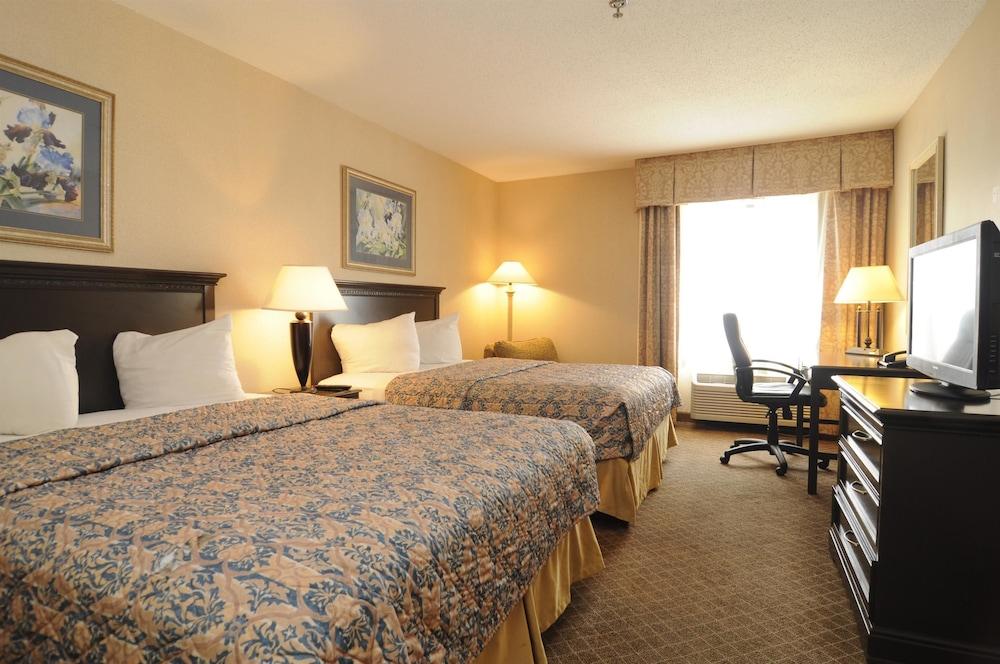 Days Inn by Wyndham Calumet Park photo 11
