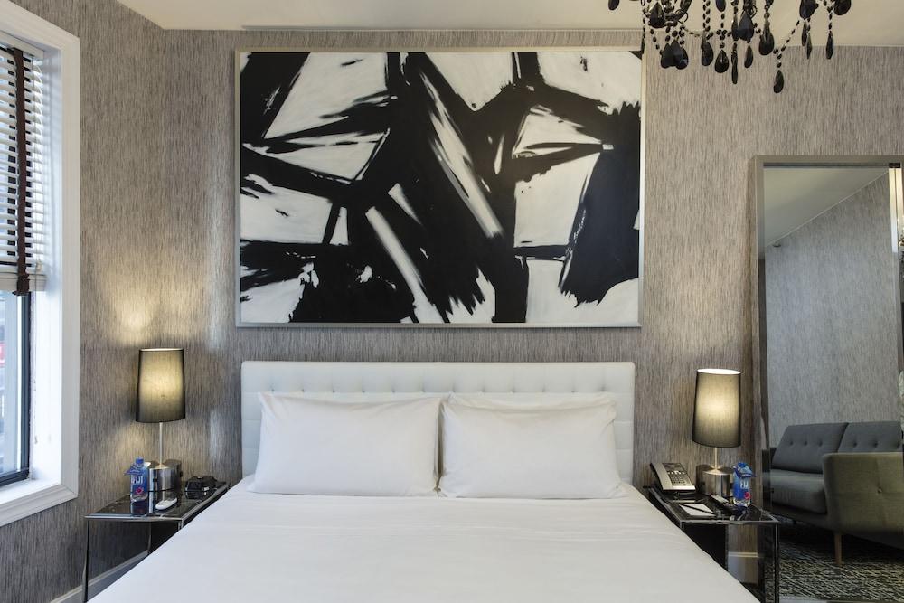 Square Hotel at Times Square photo 5
