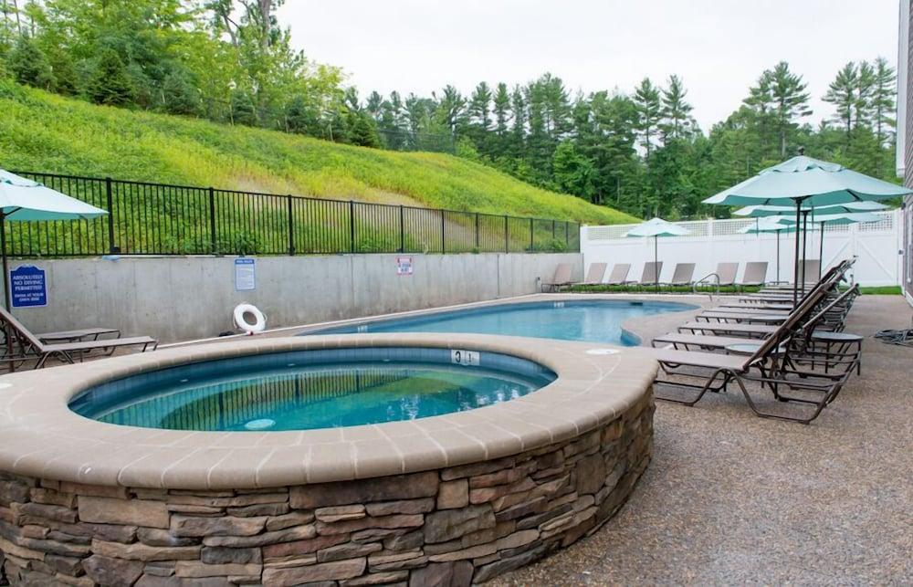 The Grand at Bedford Village Inn photo 93